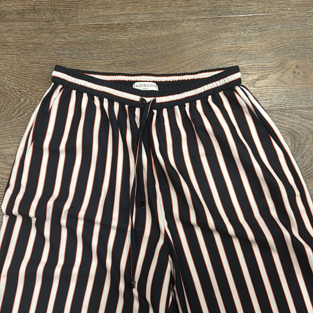 Trousers - Picture 2 of 2